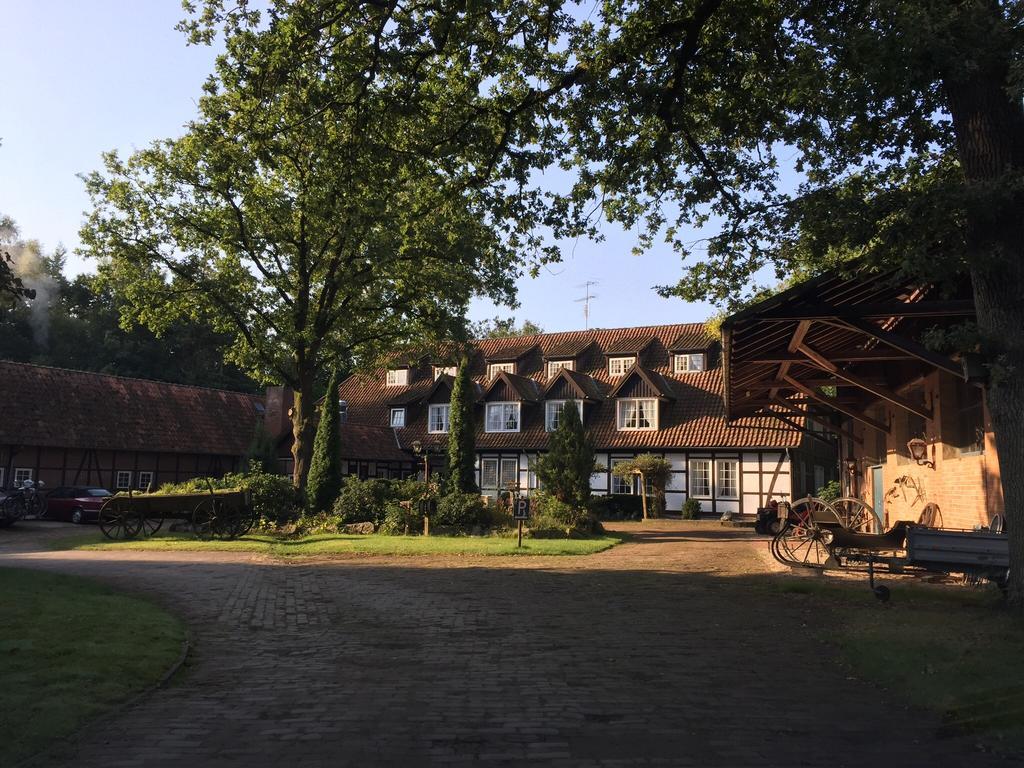 Gutshof im Oertzetal Hotel und Restaurant Hermannsburg Exterior foto